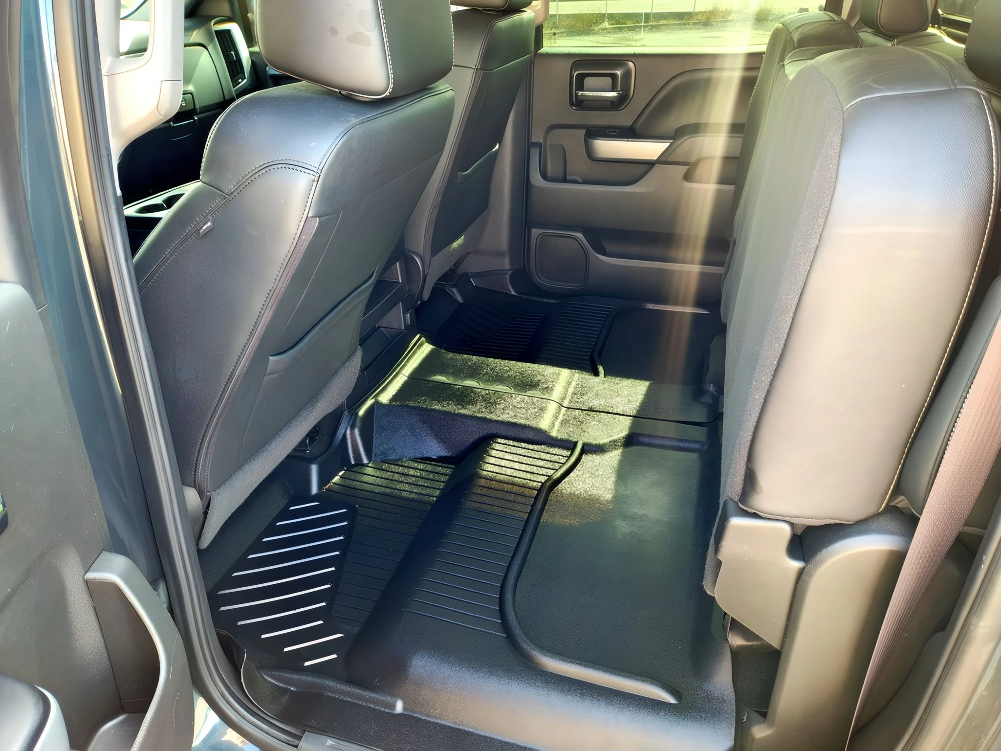 2017 Chevrolet Silverado 1500 LT - Photo 30
