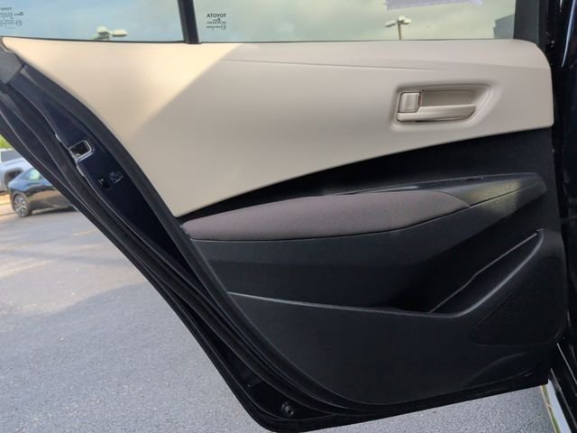 Certified Used 2025  Toyota LE image 25