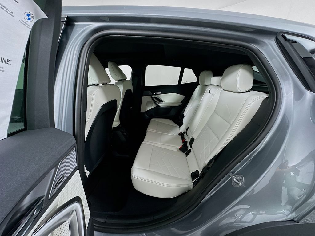 New 2026 Skyscraper Grey Metallic BMW xDrive28i image 17
