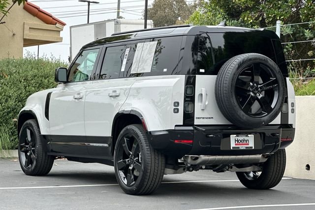 New 2026 Borasco Grey Land Rover X-Dynamic SE image 3