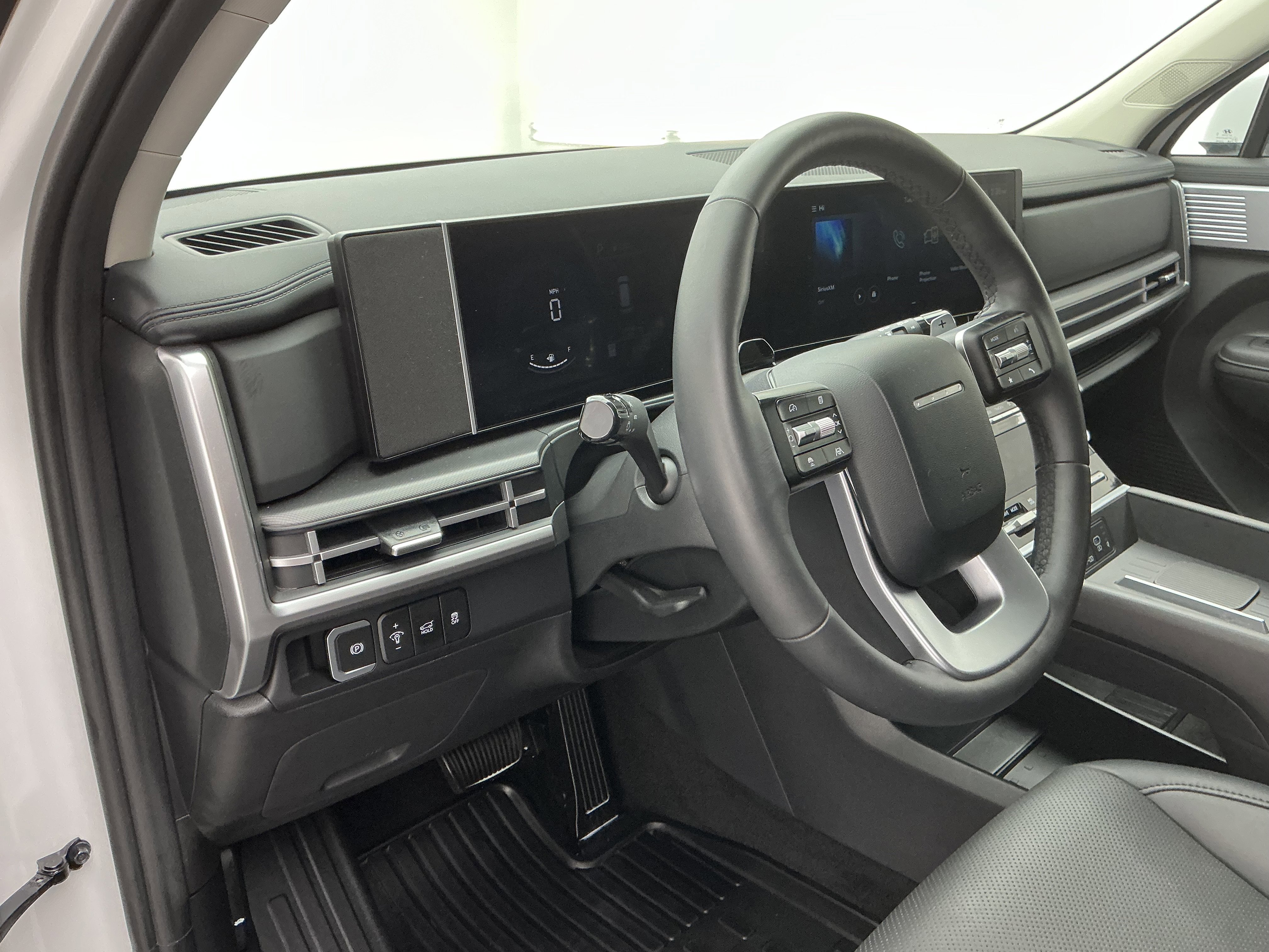 Used 2025 Serenity White Hyundai SEL image 13