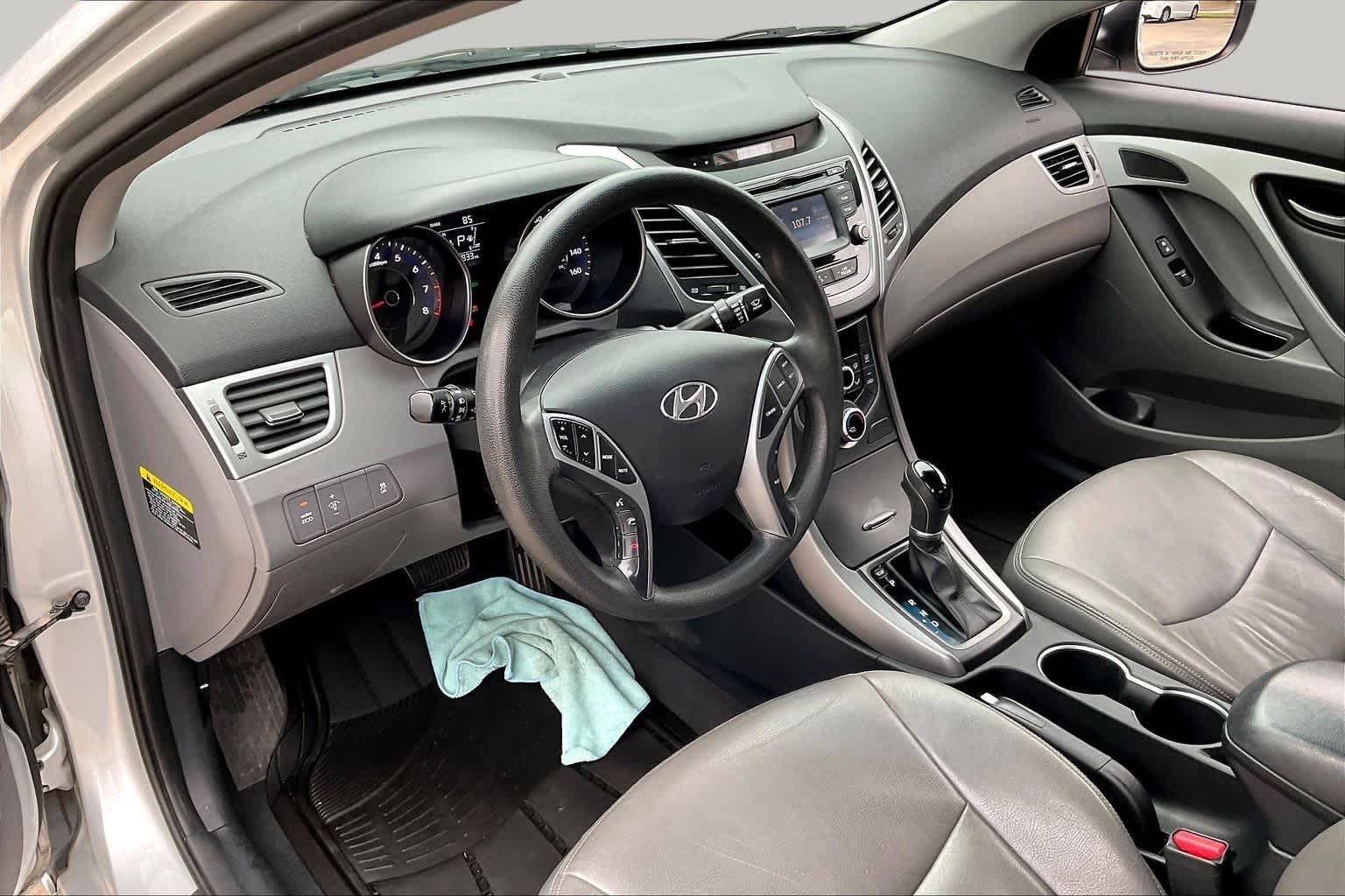 Used 2016 Symphony Silver Hyundai SE image 17
