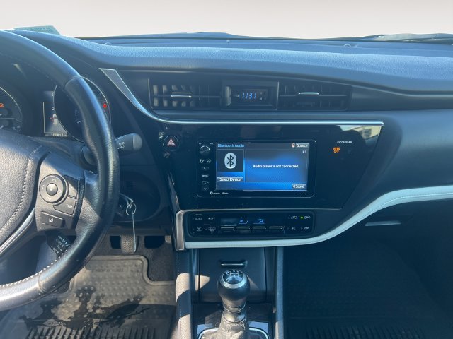 Used 2018 Black Sand Pearl Toyota Base image 15
