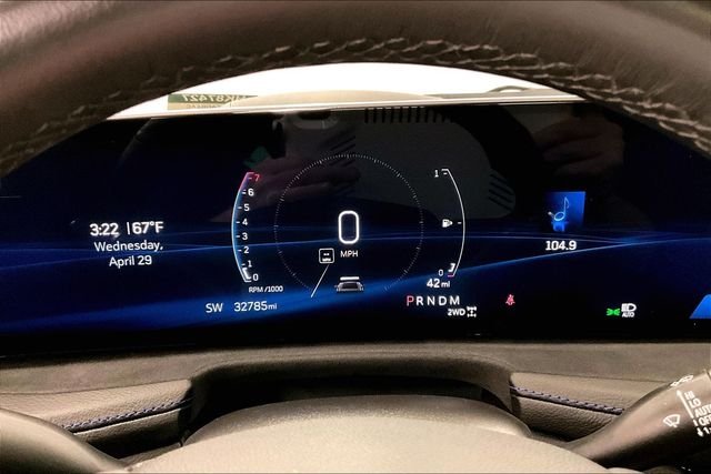 Used 2024 Argent Silver Metallic Cadillac Sport image 29