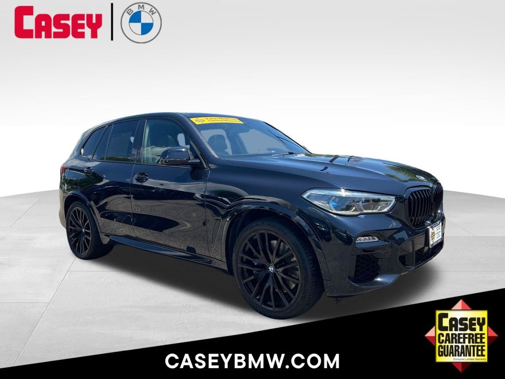 2020 BMW X5 M50i's photo