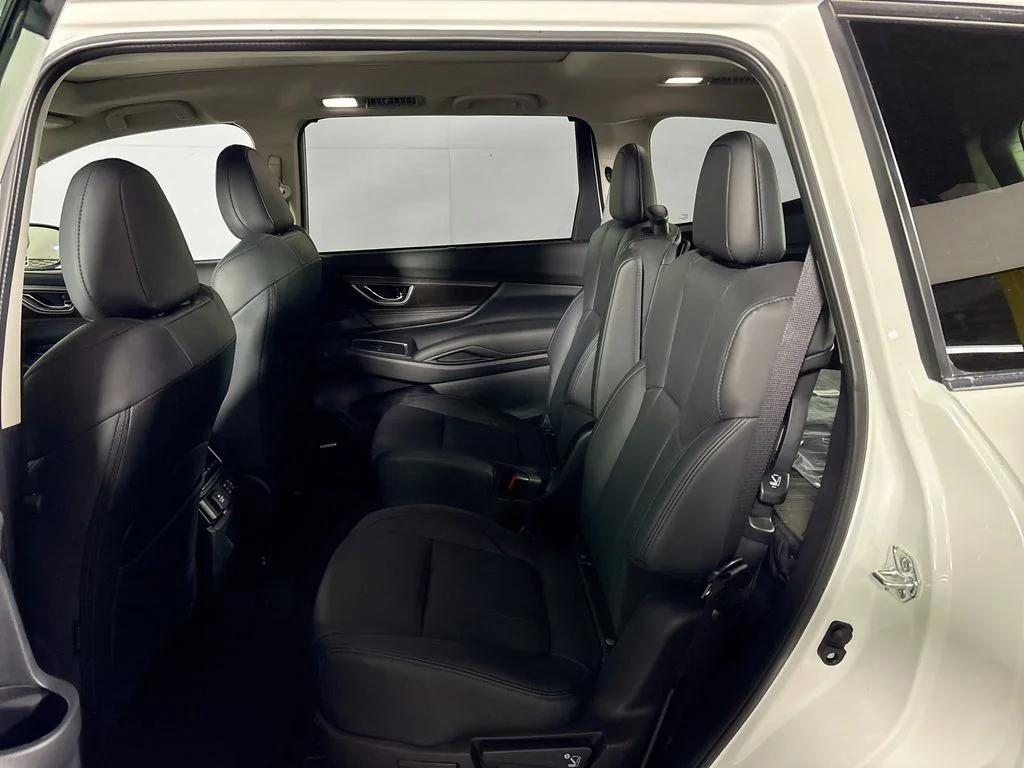 New 2026 CRYSTAL WHITE PEARL Subaru Touring 7-Passenger image 21