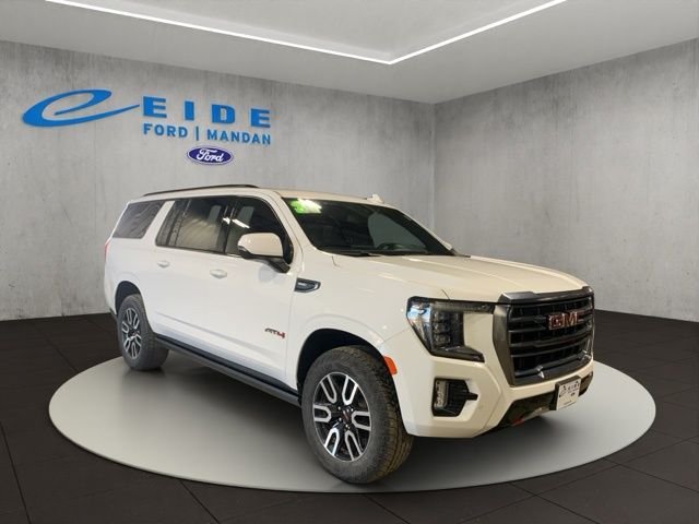 2024 GMC Yukon AT4 4X4's photo