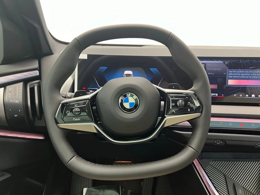 2026 BMW X3 30 - Photo 16