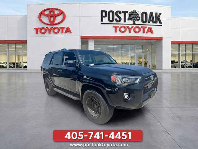 Used 2021 Black Toyota SR5 image 6