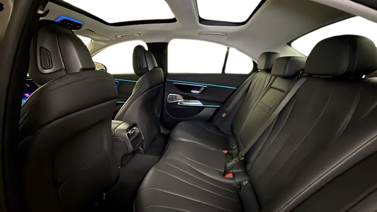 New 2026 Black Mercedes-Benz E 450 image 5