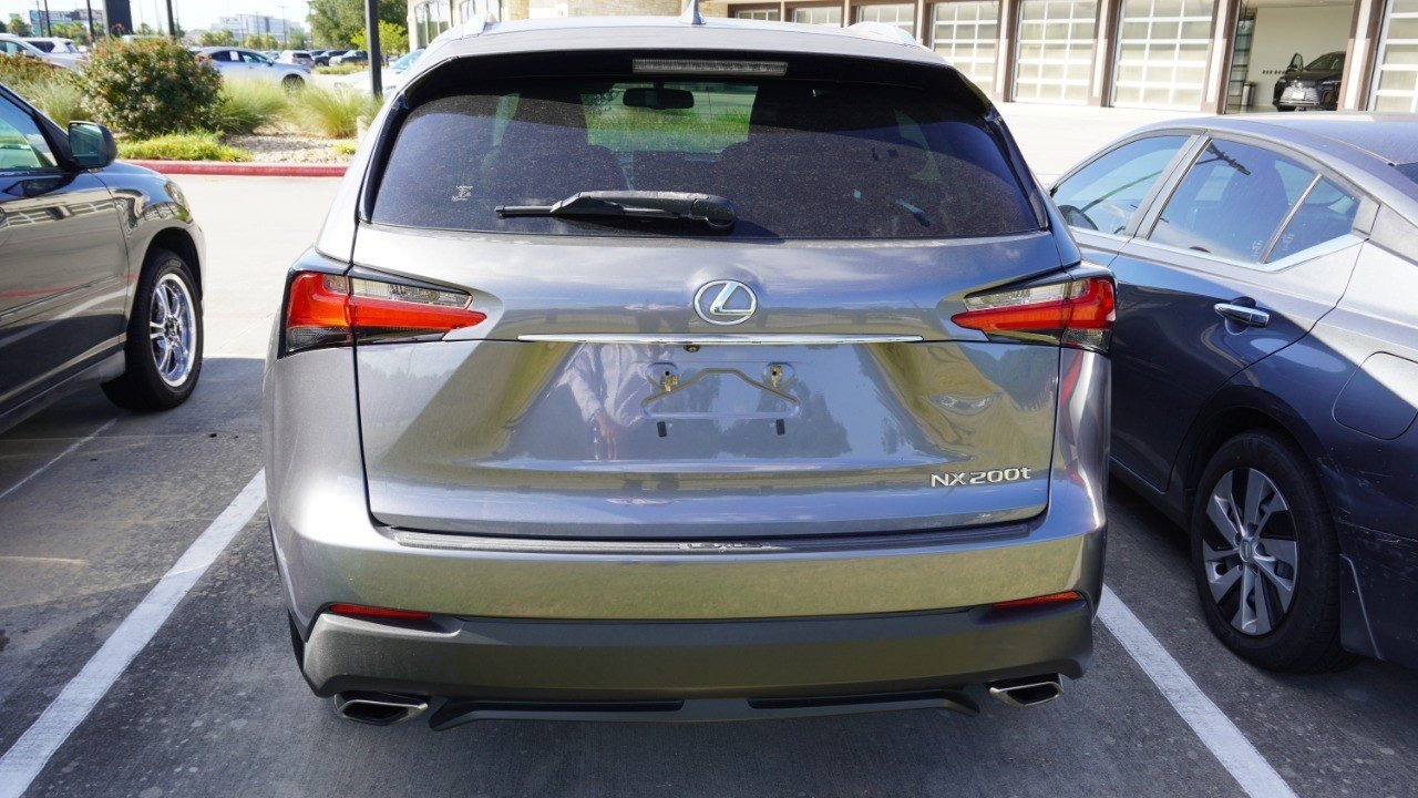 Used 2015 Gray Lexus  image 6