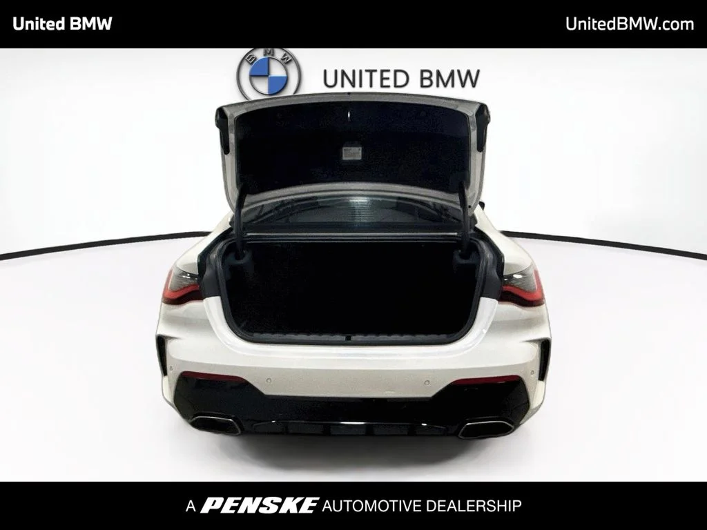 Used 2022 White Metallic BMW M440i image 21