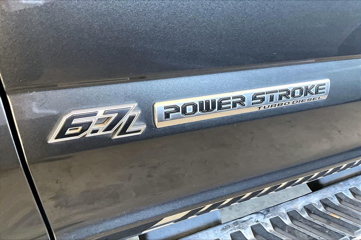 Used 2018 Magnetic Metallic Ford LARIAT image 10