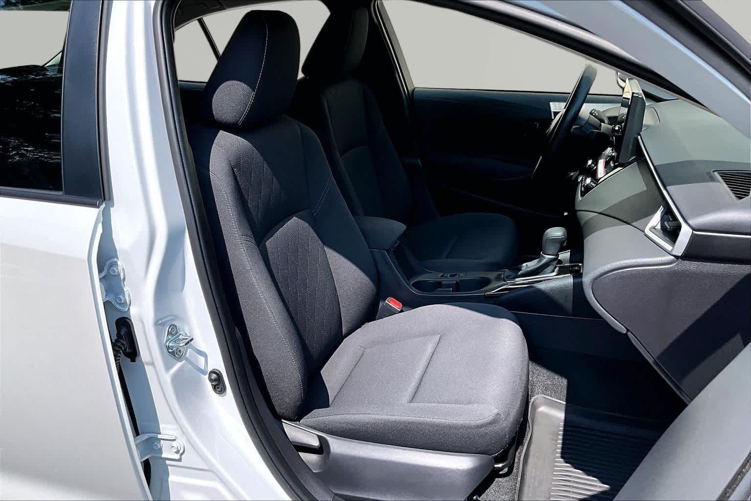 Certified Used 2026 Wind Chill Pearl Toyota LE image 9