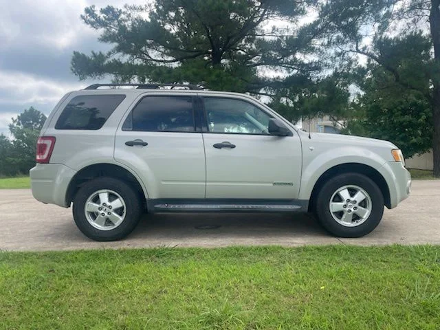 Used 2008 Beige Ford XLT image 11