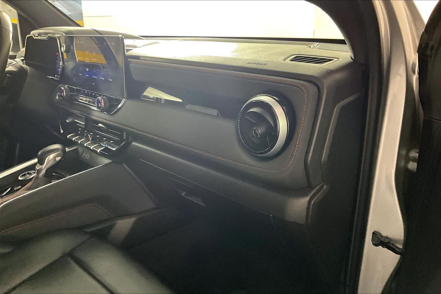 2024 Chevrolet Colorado Z71 - Photo 18