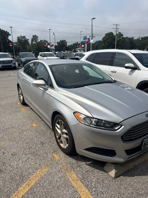 Used 2016 Ford Fusion SE with VIN 3FA6P0H70GR118198 for sale in Valparaiso, IN