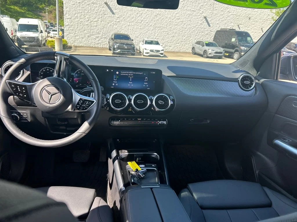 Used 2026 Gray Mercedes-Benz GLA 250 image 12