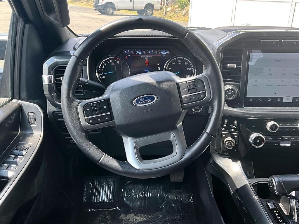 Used 2022 Blue Ford XLT image 17