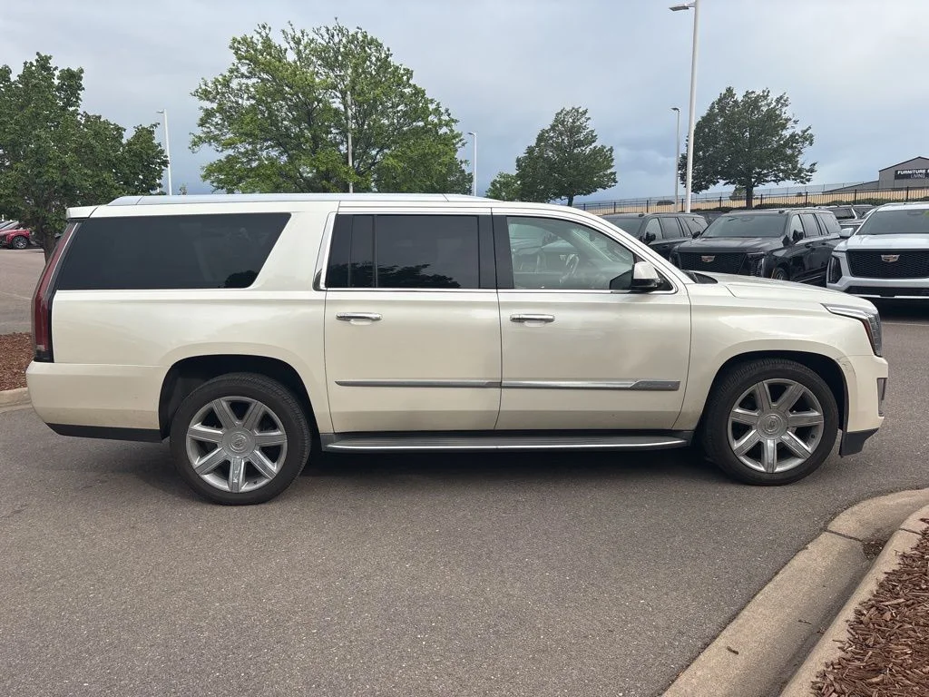 Used 2015 White Cadillac Luxury image 6