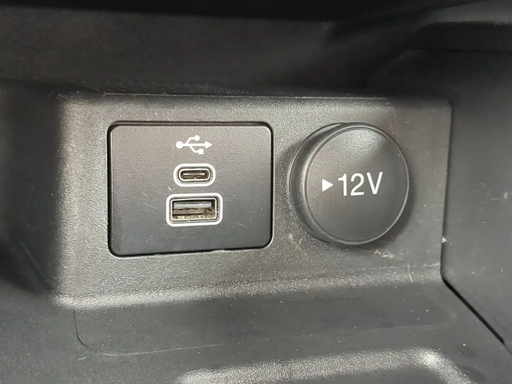 Used 2024 Gray Ford ST-Line image 23