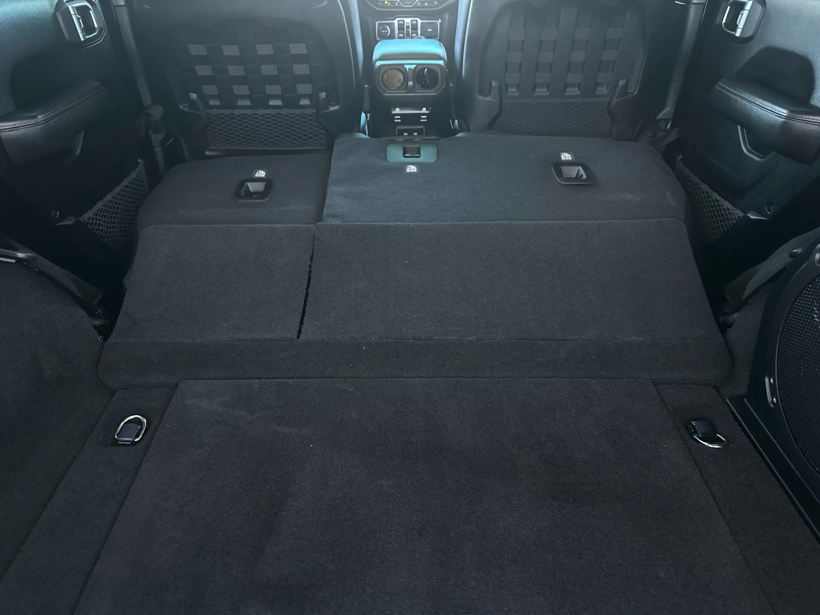 2023 Jeep Wrangler 4-Door Rubicon 392 - Photo 15