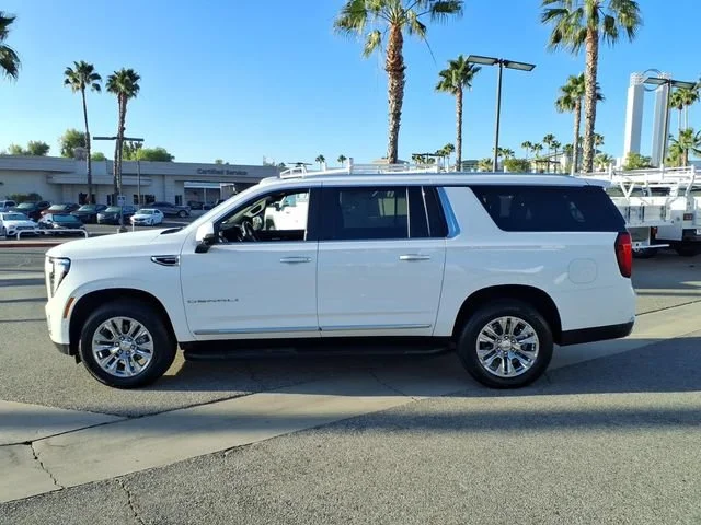 Used 2025 Summit White GMC Denali image 10
