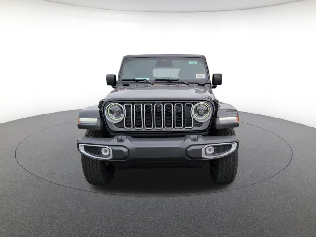 New 2027 Black Clear-Coat Paint Jeep Sahara image 2