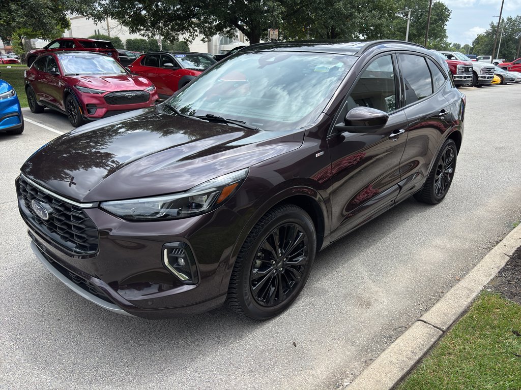 Used 2023 Cinnabar Red Metallic Premium Colorant Ford ST-Line Elite image 2