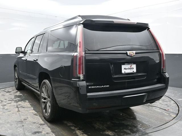 Used 2020 Black Cadillac Platinum Edition image 5