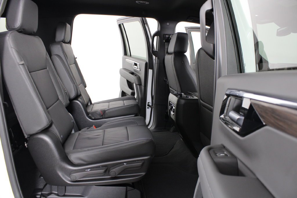 2027 Chevrolet Suburban LT - Photo 15