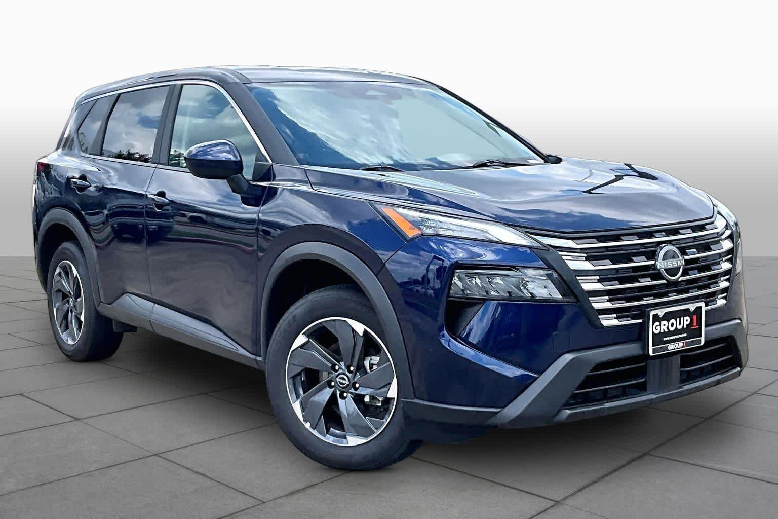 Used 2025 Deep Ocean Blue Pearl Nissan SV image 3