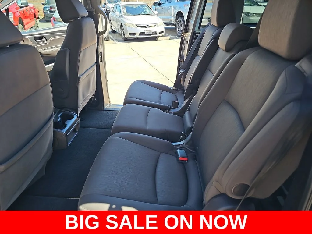 Used 2019 Blue Honda EX image 14