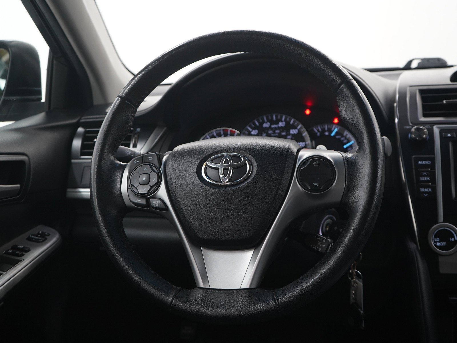 Used 2012 Magnetic Gray Metallic Toyota SE image 15