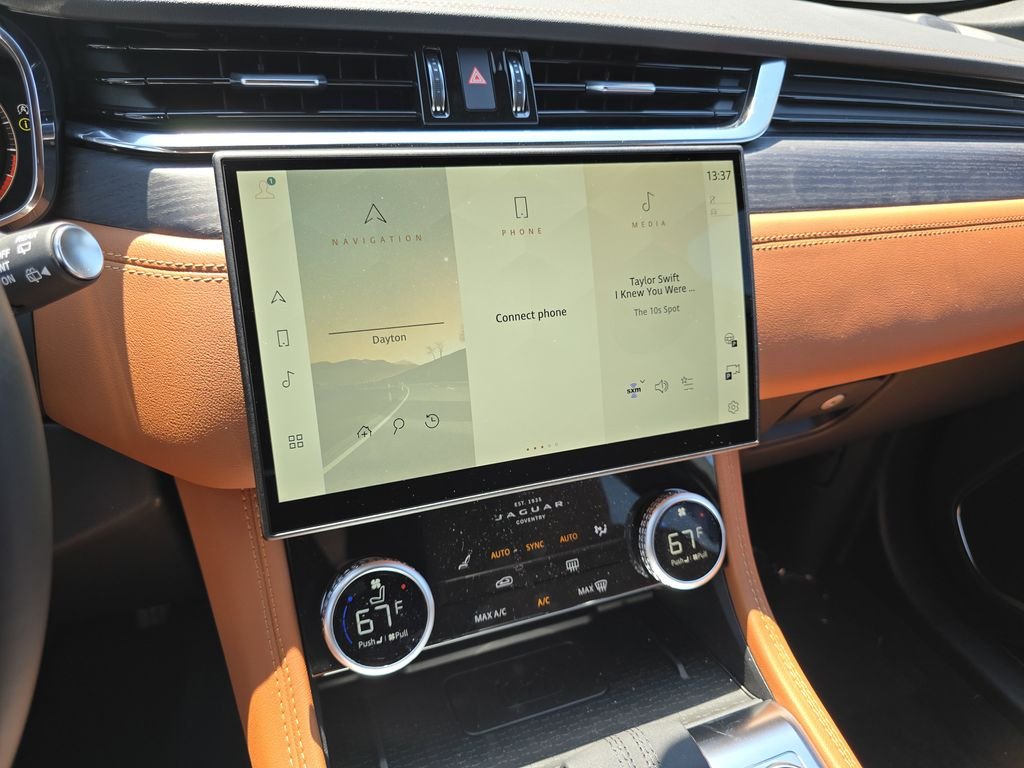2026 Jaguar F-Pace R-Dynamic S - Photo 33