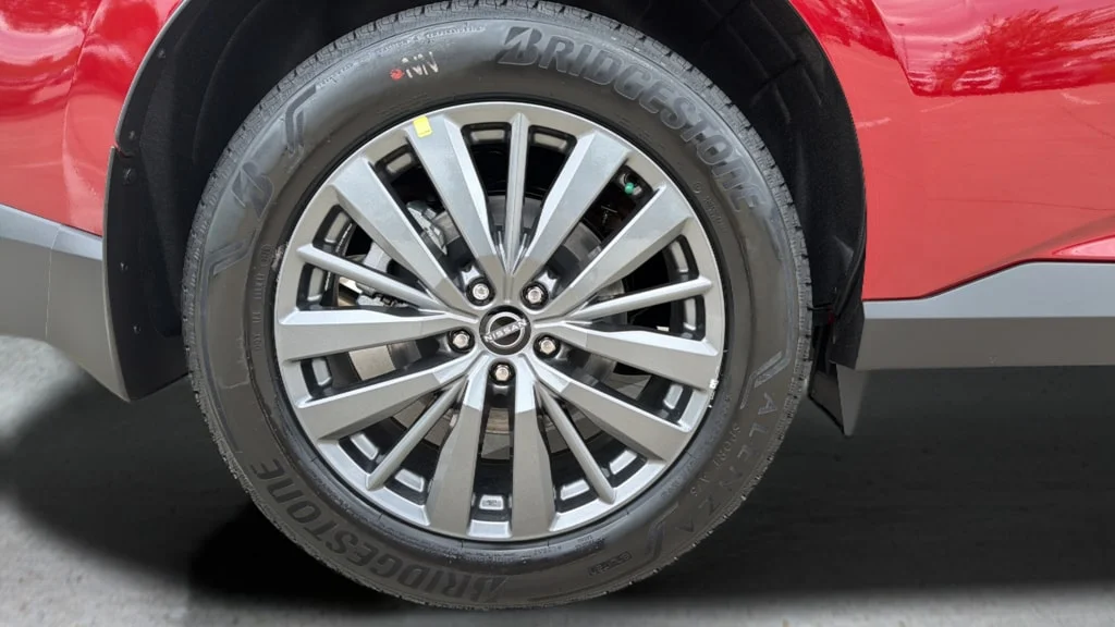 Used 2026 Scarlet Ember Tintcoat Nissan SL image 13