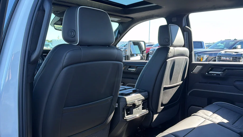 2026 GMC Sierra 2500HD AT4X - Photo 24
