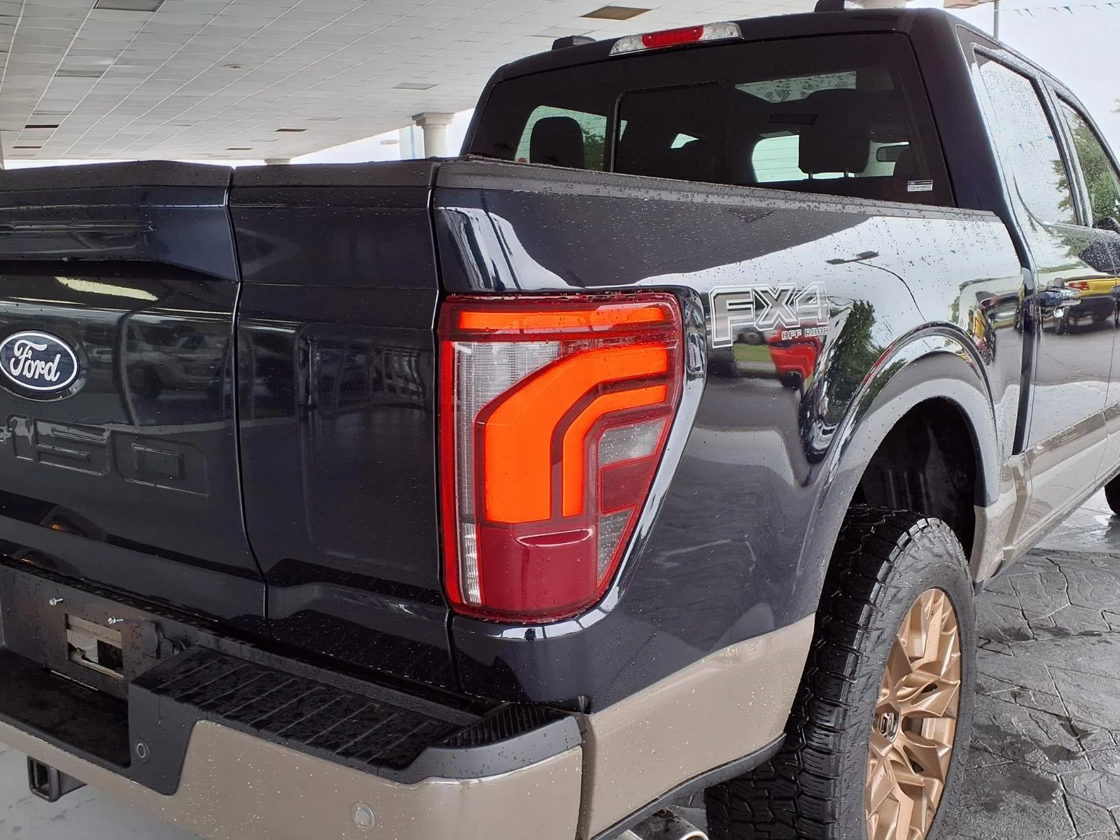 Used 2026 Antimatter Blue Metallic Ford King Ranch image 19