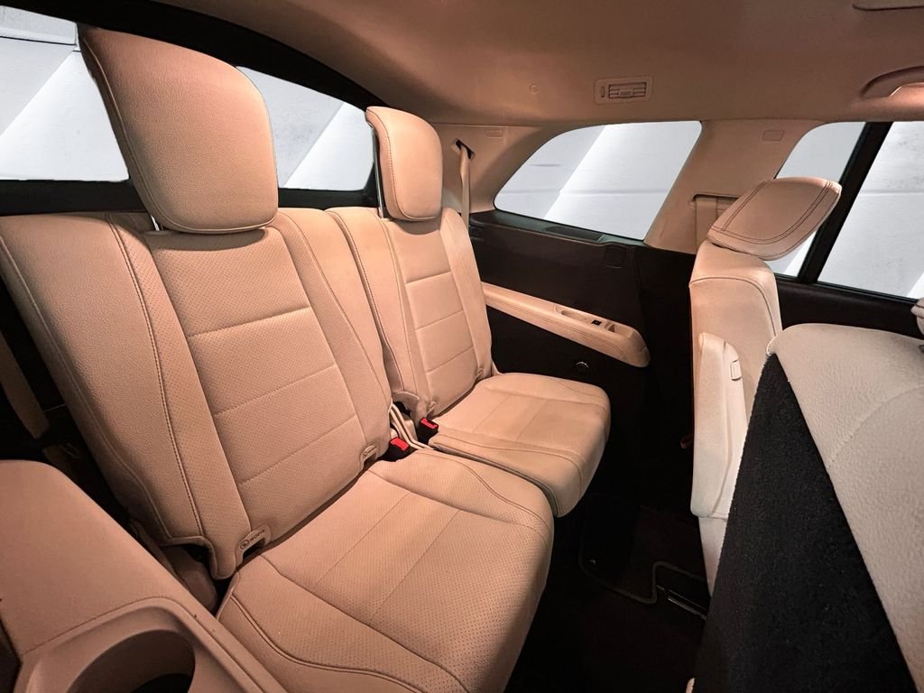 Used 2021 Black Mercedes-Benz GLS 450 image 16