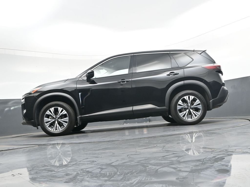 Used 2022 Black Nissan SV image 47