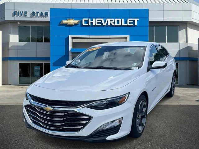 Used 2023 White Chevrolet LT image 3