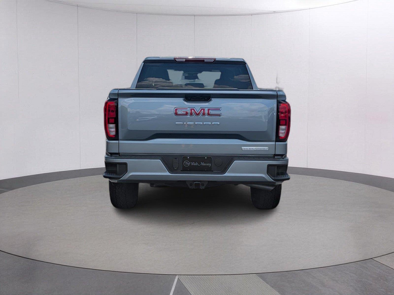 New 2026 Sterling Metallic GMC Elevation image 4