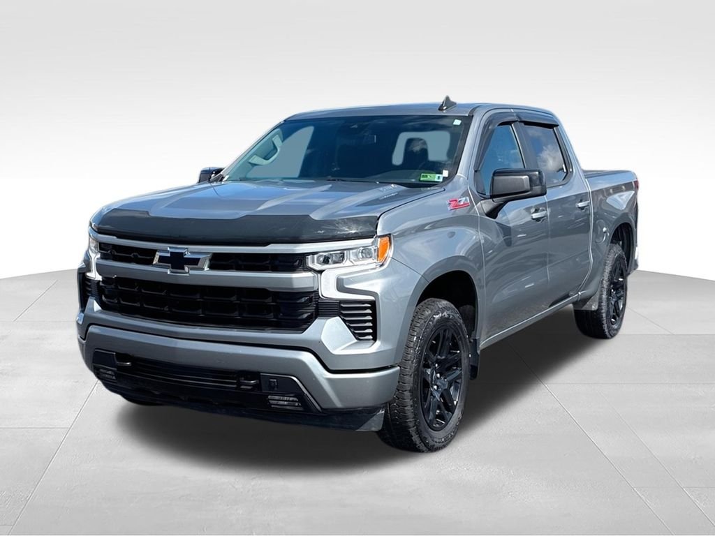 Used 2023 Gray Chevrolet RST image 4