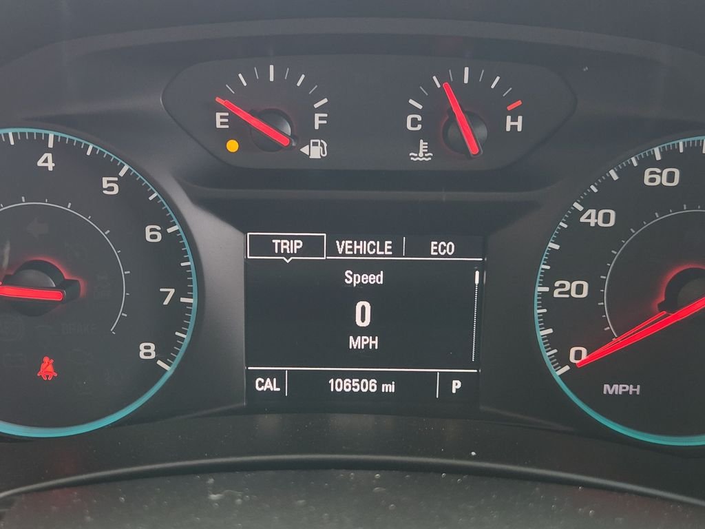 Used 2018 Silver Ice Metallic Chevrolet LT image 17