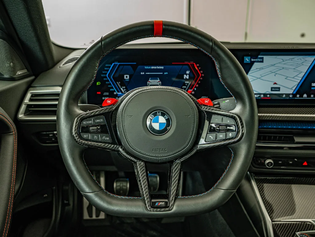 Used 2025 Alpine White BMW  image 29