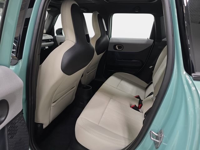 Used 2026 Green MINI Iconic image 12