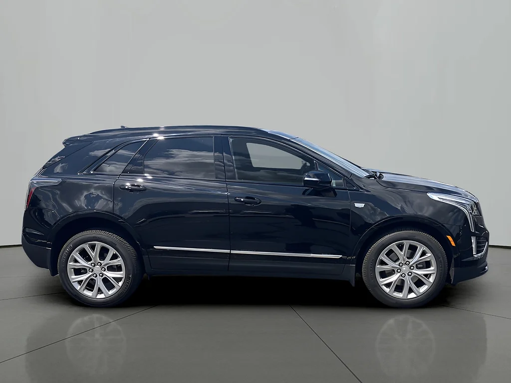 Used 2020 Stellar Black Metallic Cadillac Sport image 6