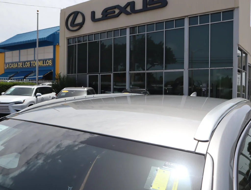 New 2026  Lexus 300h image 12