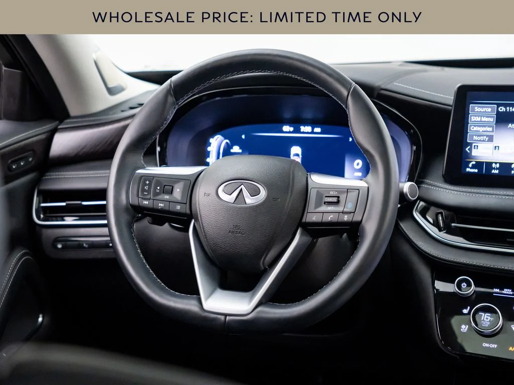 Used 2023 Silver INFINITI Sensory image 10