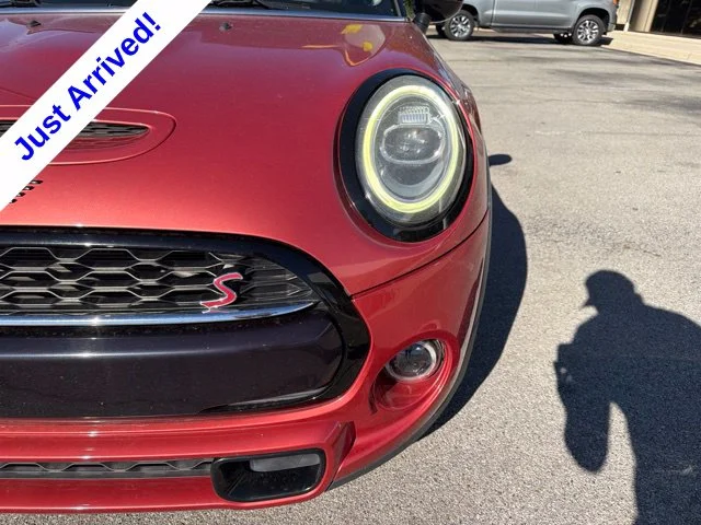 Used 2021  MINI Classic image 10